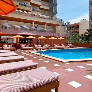 hotel-pinero-bahia-de-palma.allmallorcahotels.com/